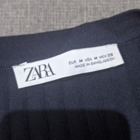 Victorian Sleeve Cardigan - Picture 4 of 4